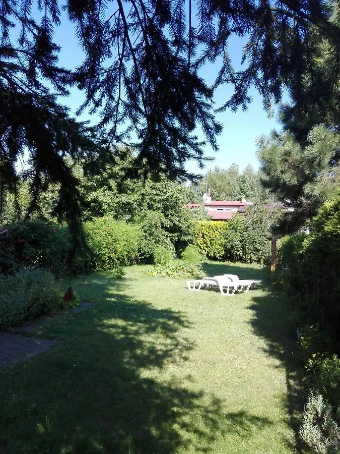 Lovely Apartment In Quiet Area Warsaw