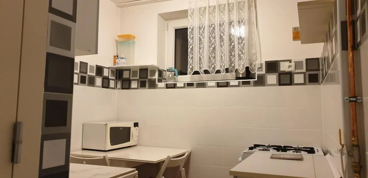 Lovely Apartment In Quiet Area Warsaw